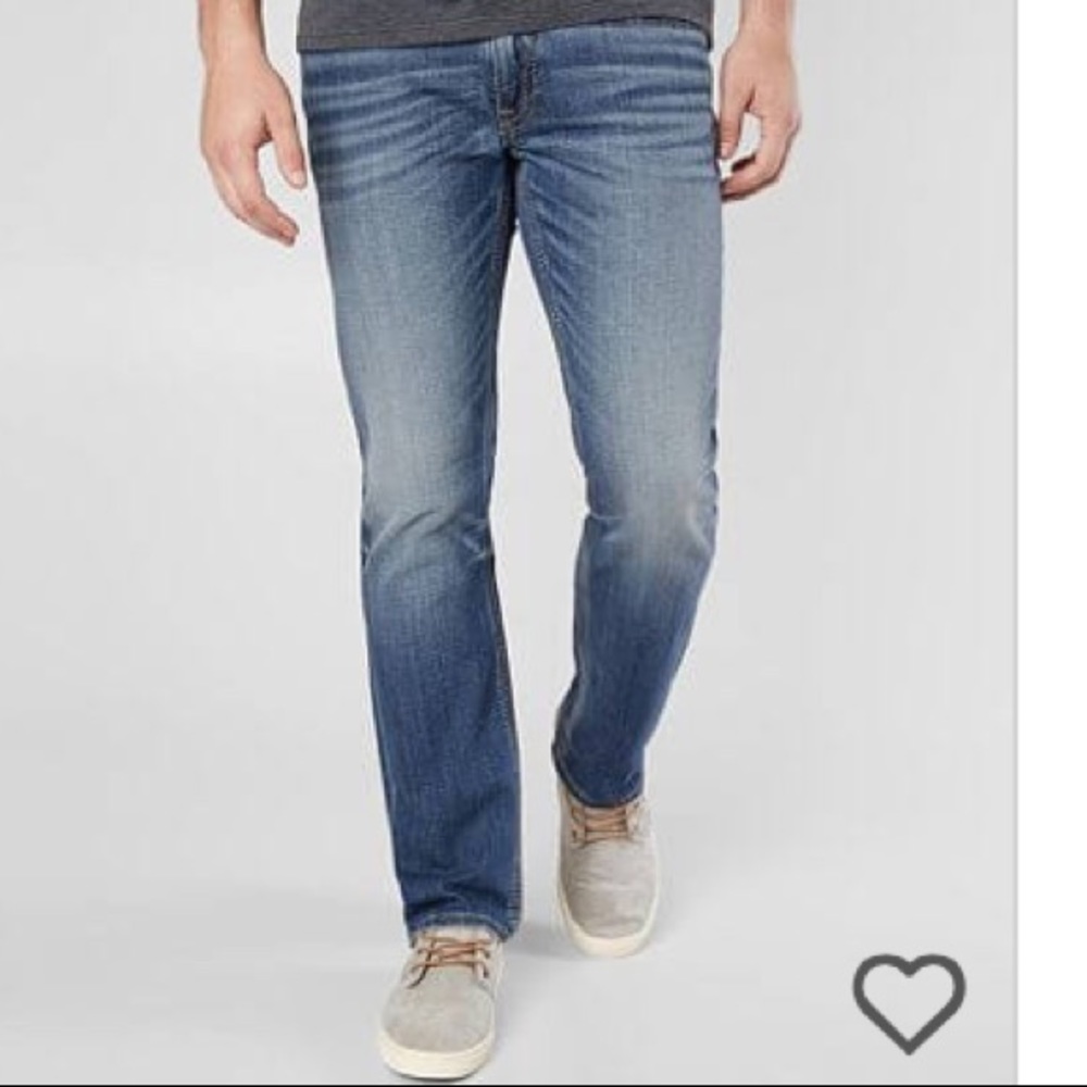 Men’s Buckle Jeans. (Jake)